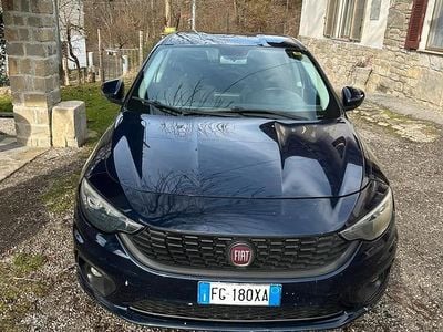 Usata Fiat Tipo Business 120 CV (88 kW) 2017 Blu Berlina