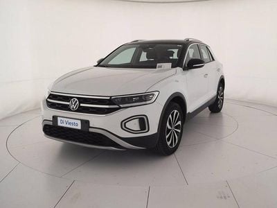Usata VW T-Roc Style 116 CV (85 kW) 2024 Pure white nero SUV