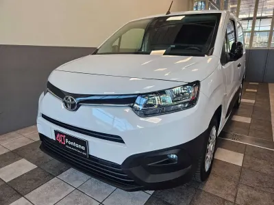 Usata Toyota Proace City City 101 CV (74 kW) 2023 Bianco Monovolume