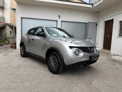 Usata Nissan Juke 110 CV (80 kW) 2012 Grigio SUV
