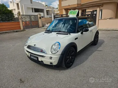 Usado Mini Cooper 88 HP (64 kW) 2006 Bege Citadino