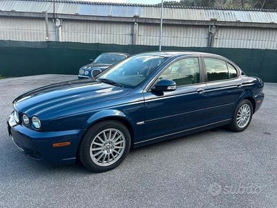 Usata Jaguar X-type Luxury 136 CV (100 kW) 2009 Blu Berlina