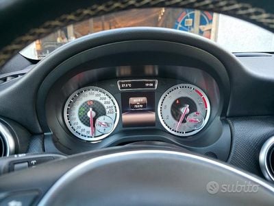 Usata Mercedes A180 122 CV (89 kW) 2015 Grigio Berlina