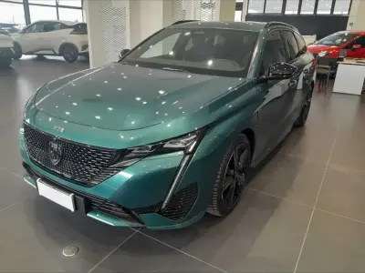 Usata Peugeot 308 GT 131 CV (96 kW) 2022 Verde Station wagon