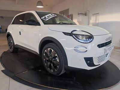 Nuova Fiat 600 La Prima 100 CV (73 kW) 2025 Bianco SUV