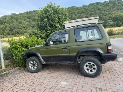Usata Mitsubishi Pajero Top 129 CV (94 kW) 1996 SUV