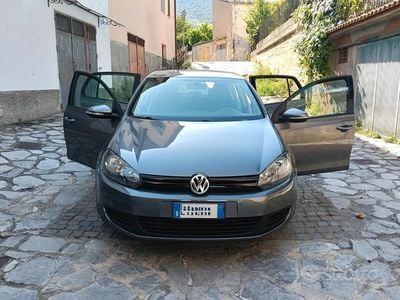 Usata VW Golf VI 105 CV (77 kW) 2011 Grigio Utilitaria