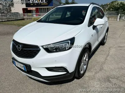 Usata Opel Mokka X Business 116 CV (85 kW) 2017 Bianco pastello SUV