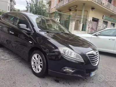 Usata Lancia Delta 165 CV (121 kW) 2010 Nero Utilitaria