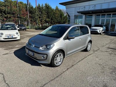 Usata VW up! Highline 68 CV (50 kW) 2013 Grigio Utilitaria