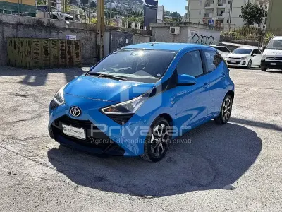 Usata Toyota Aygo Trend 72 CV (52 kW) 2018 Bluazzurro Utilitaria