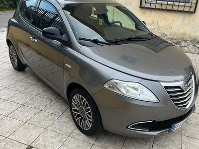 Begagnad Lancia Ypsilon 69 HK (50 kW) 2012 Halvkombi