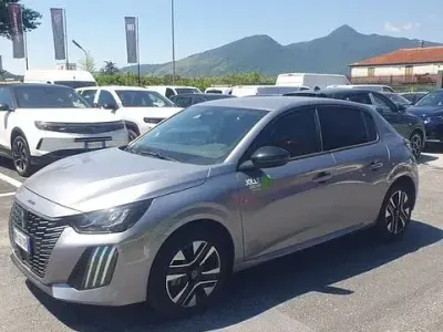 Nuova Peugeot 208 Allure 110 CV (80 kW) 2025 Grigio Utilitaria