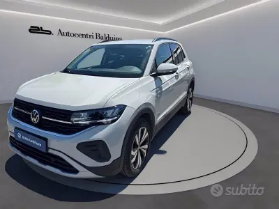 Usado VW T-Cross Life 95 CV (69 kW) 2024 Gris SUV