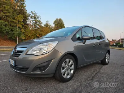 Usata Opel Meriva Enjoy 120 CV (88 kW) 2010 Grigio Monovolume