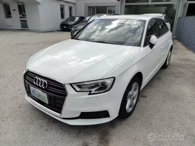 Usata Audi A3 131 CV (96 kW) 2020 Bianco Berlina