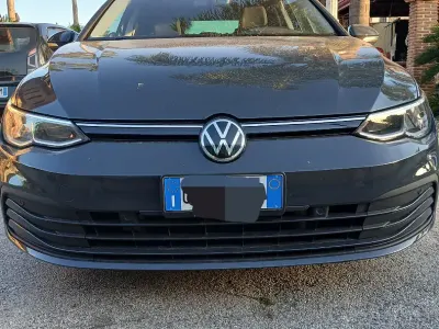 Usata VW Golf VIII 110 CV (80 kW) 2021 Grigio Berlina