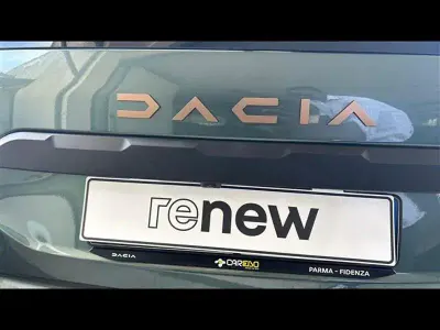 Usata Dacia Jogger Extreme 140 CV (102 kW) 2025 Verde scuro Monovolume