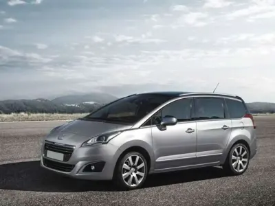 Brugt Peugeot 5008 Allure 120 HK (88 kW) 2015 Grå MPV