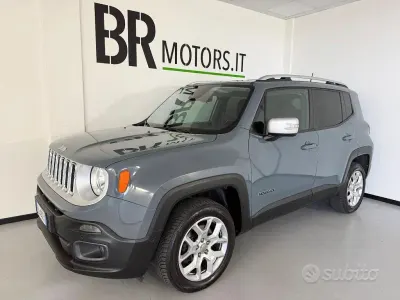 Usata Jeep Renegade Limited 140 CV (102 kW) 2016 Grigio SUV