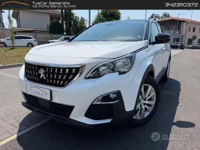 Usata Peugeot 3008 Active 130 CV (95 kW) 2018 Grigio SUV