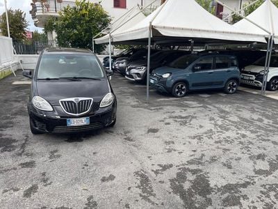 Usata Lancia Musa 77 CV (56 kW) 2010 Nero Monovolume