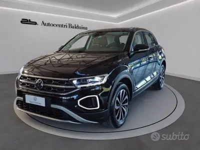 Usata VW T-Roc Style 110 CV (80 kW) 2023 Nero SUV
