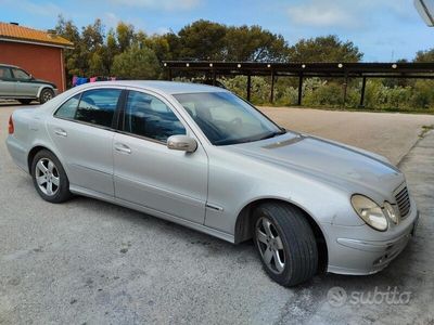 usata Mercedes E280 seriecdi - 2004