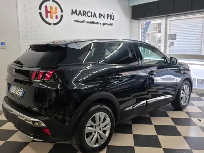 Usata Peugeot 3008 Allure 131 CV (96 kW) 2019 Nero SUV
