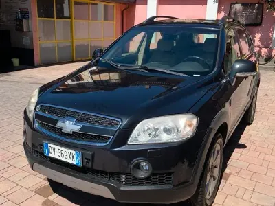 Usata Chevrolet Captiva 150 CV (110 kW) 2010 Nero SUV