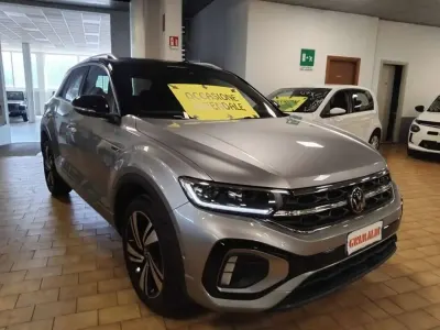 Usata VW T-Roc R-line 150 CV (110 kW) 2025 Pyrit silver/neo SUV