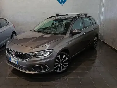 Usata Fiat Tipo Lounge 95 CV (69 kW) 2017 Grigio Station wagon