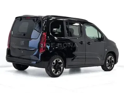 Nuova Fiat Doblò 102 CV (75 kW) 2026 Nero Monovolume