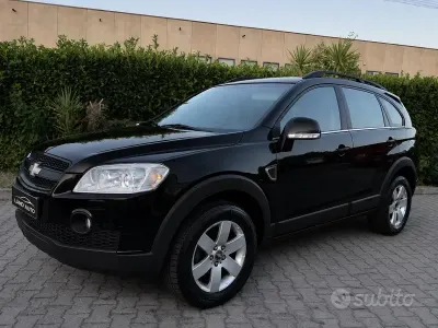 Usata Chevrolet Captiva 150 CV (110 kW) 2009 Nero SUV