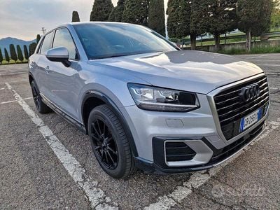 Usata Audi Q2 Business 116 CV (85 kW) 2019 Grigio SUV
