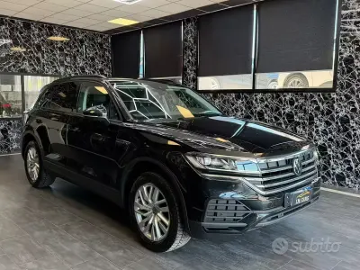 Begagnad VW Touareg Style 231 HK (169 kW) 2021 Svart SUV