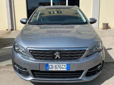 Usata Peugeot 308 GT-line 131 CV (96 kW) 2021 Grigio Berlina