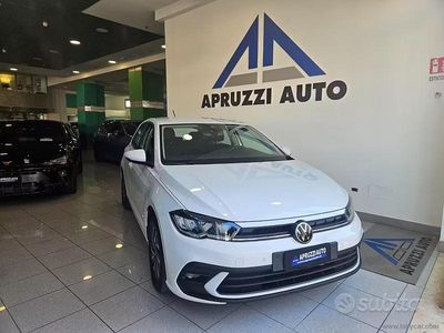 Usata VW Polo Life 95 CV (69 kW) 2023 Bianco Utilitaria