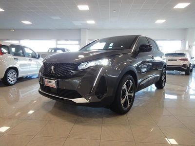 Usata Peugeot 3008 Allure 130 CV (95 kW) 2023 Grigio SUV
