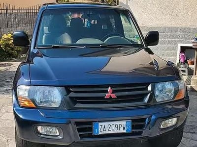 Usata Mitsubishi Pajero 160 CV (117 kW) 2002 Blu SUV