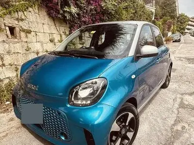Usata Smart ForFour Electric Drive 41 kW (56 CV) 2021 Bluazzurro Berlina