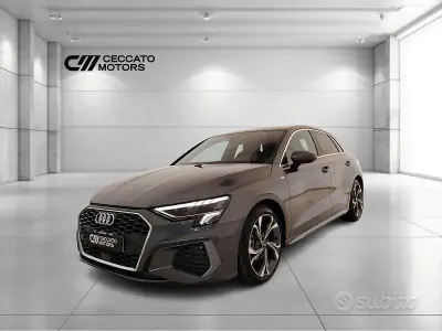 Usado Audi A3 Business 150 CV (110 kW) 2024 Gris Berlina