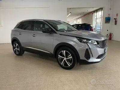 Usata Peugeot 3008 GT 131 CV (96 kW) 2024 Grigio SUV
