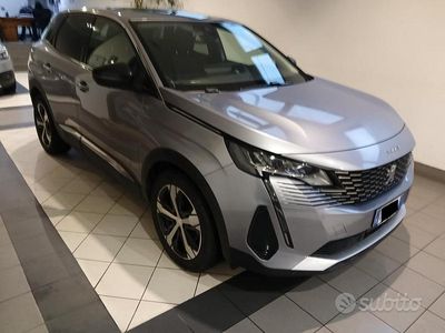 Usata Peugeot 3008 Allure 131 CV (96 kW) 2022 Grigio SUV