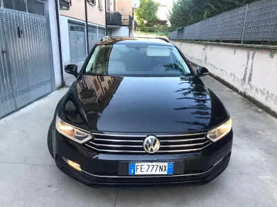 Usata VW Passat 120 CV (88 kW) 2016 Nero Station wagon