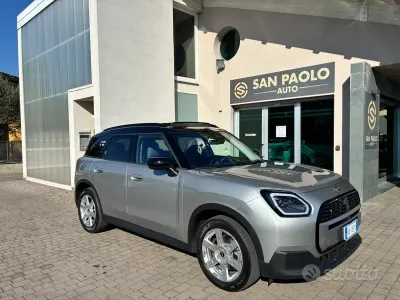 Usata Mini Countryman Favoured 170 CV (125 kW) 2025 Argento SUV