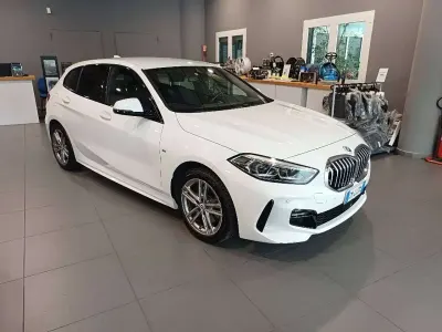 Usata BMW 116 M Sport 116 CV (85 kW) 2023 Bianco Utilitaria