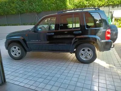 Usata Jeep Cherokee Limited 143 CV (105 kW) 2002 Nero SUV