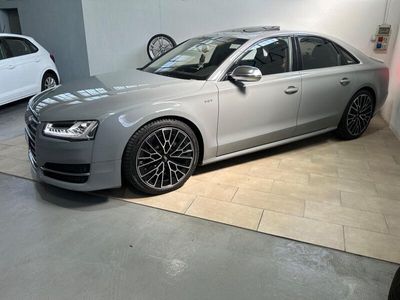 usata Audi S8 -