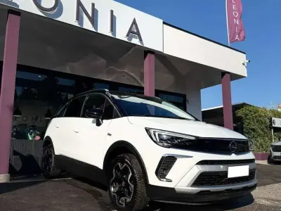 Usata Opel Crossland Ultimate 131 CV (96 kW) 2023 White jade SUV